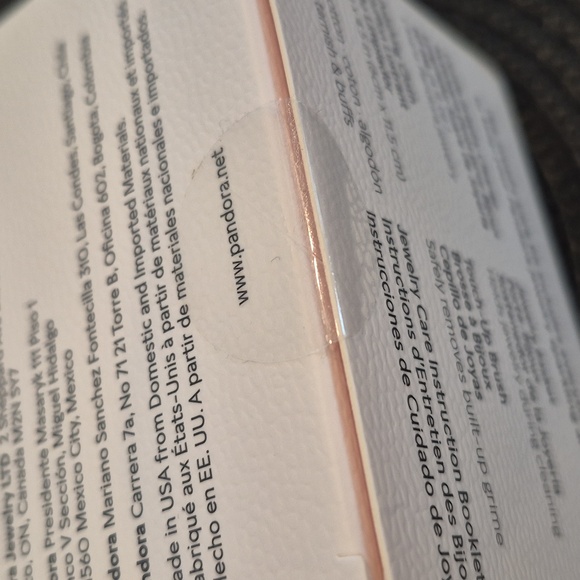 PANDORA New Sealed Jewelry Care Set - Picture 7 of 9